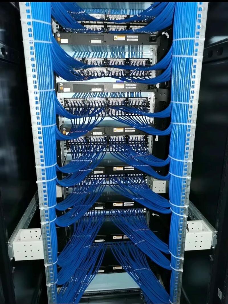 向阳而生，致敬一线的弱电人